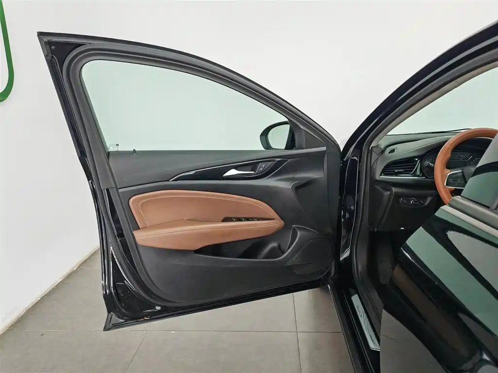 Buick Regal 2022 652T Smart