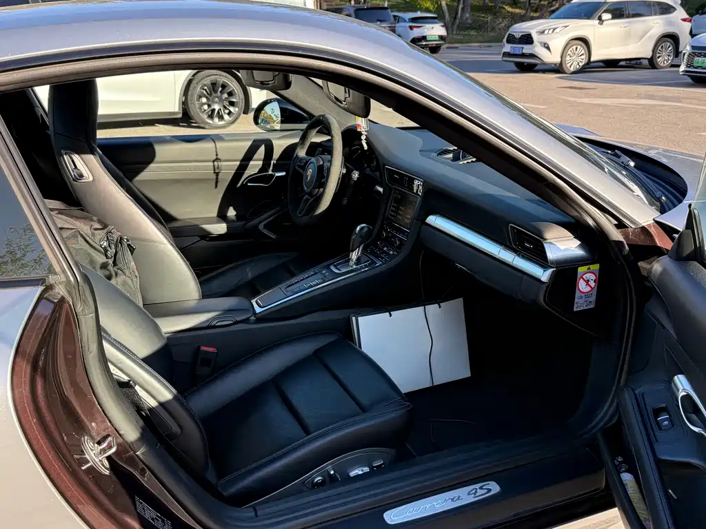Porsche 911 2013 Carrera 4S 3.8L