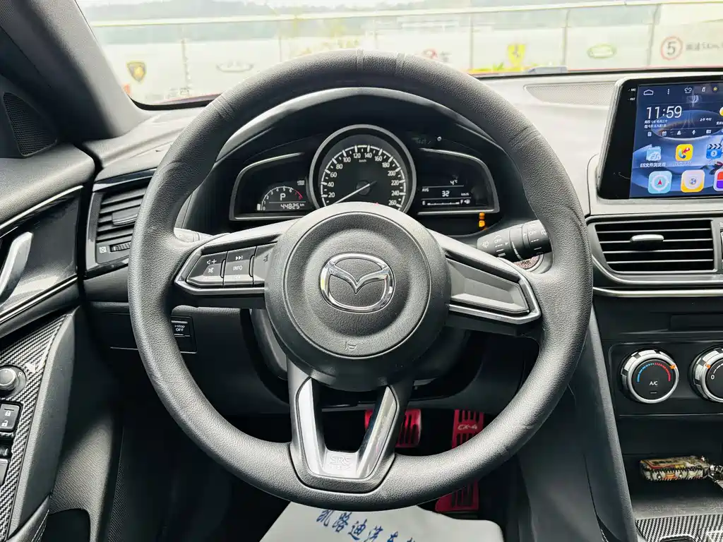 MAZDA CX 4