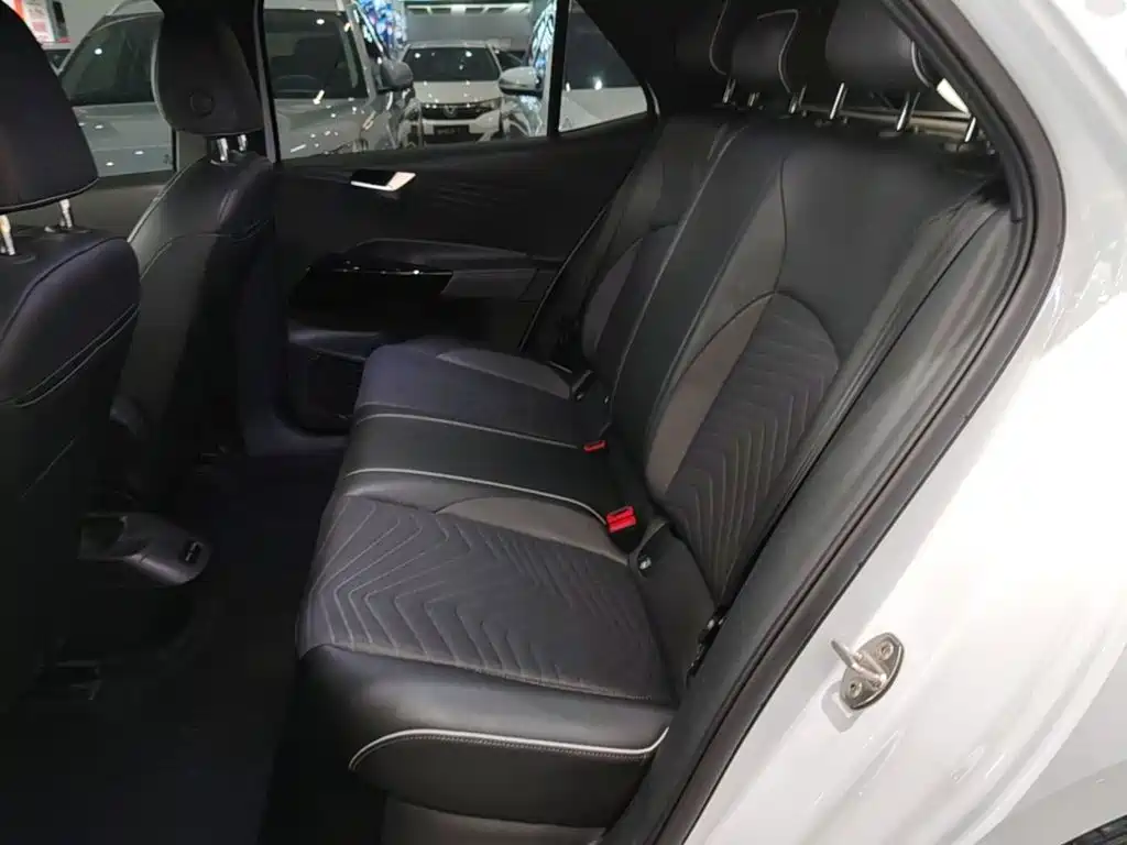 Volkswagen ID.3 — миниатюра 17