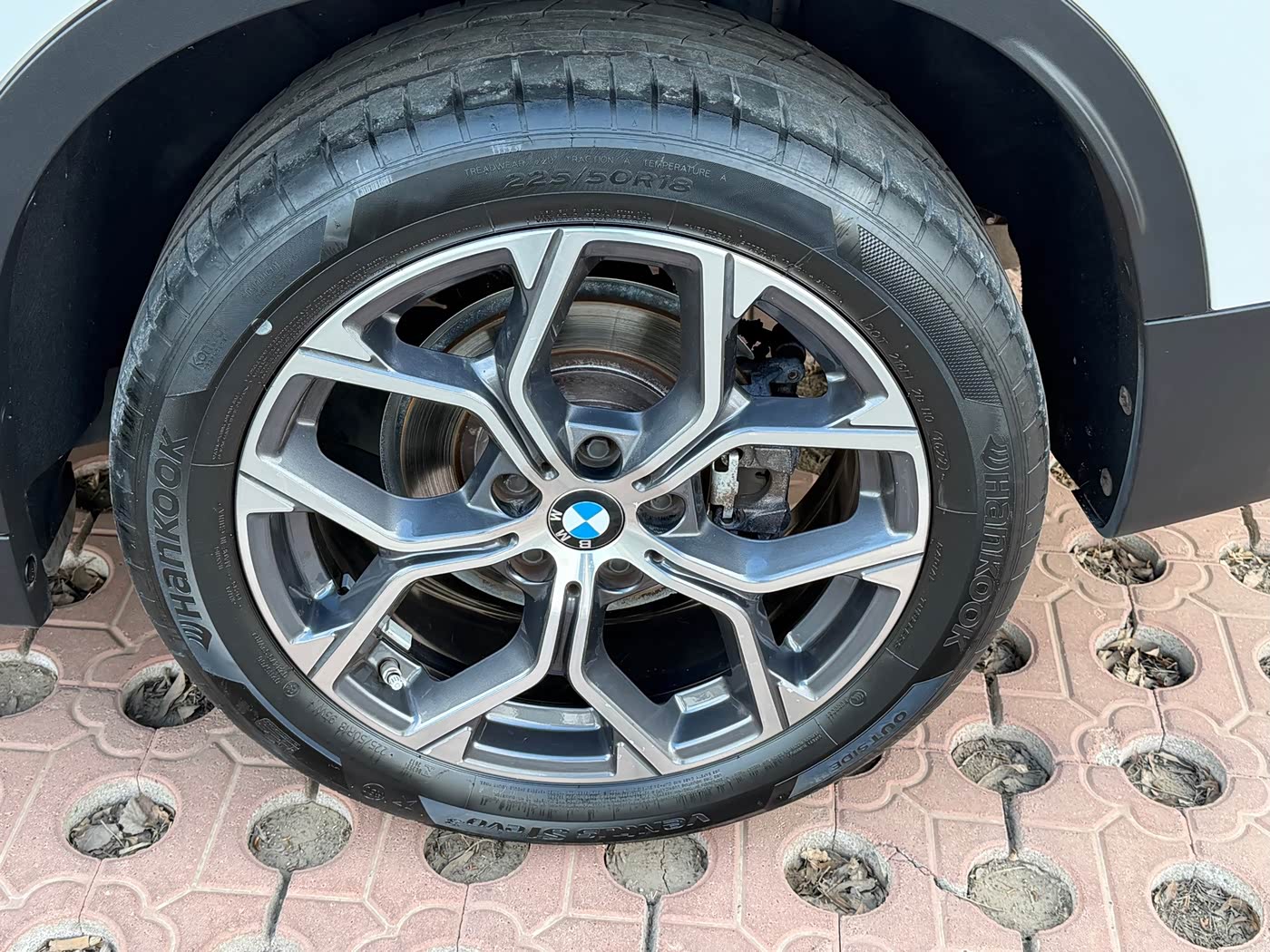 BMW X1 1.5 л 2022 г. Белый, пробег 23000 км