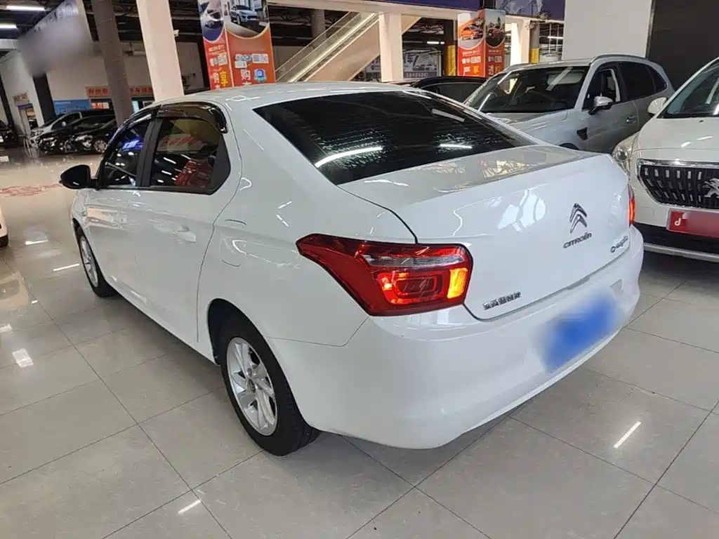 Citroen Elysee — миниатюра 5