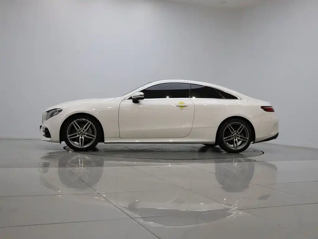 Mercedes-Benz E-Class (Import) — миниатюра 9