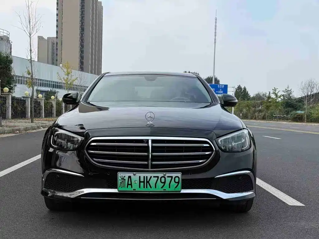 Mercedes-Benz E-Class New Energy — миниатюра 2