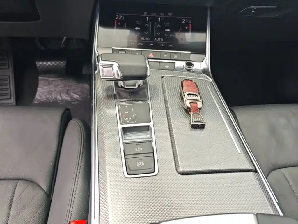 Audi A6L — миниатюра 14