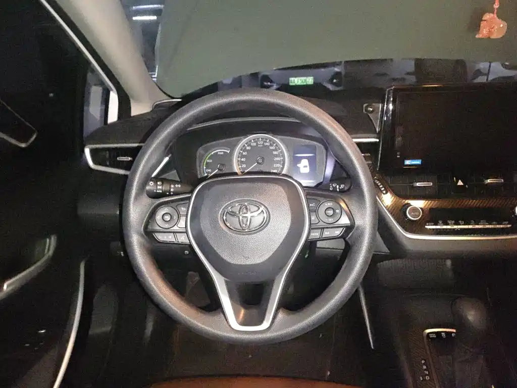 Toyota Corolla — миниатюра 6