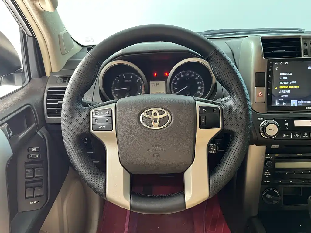 Toyota Prado (Import) — миниатюра 7