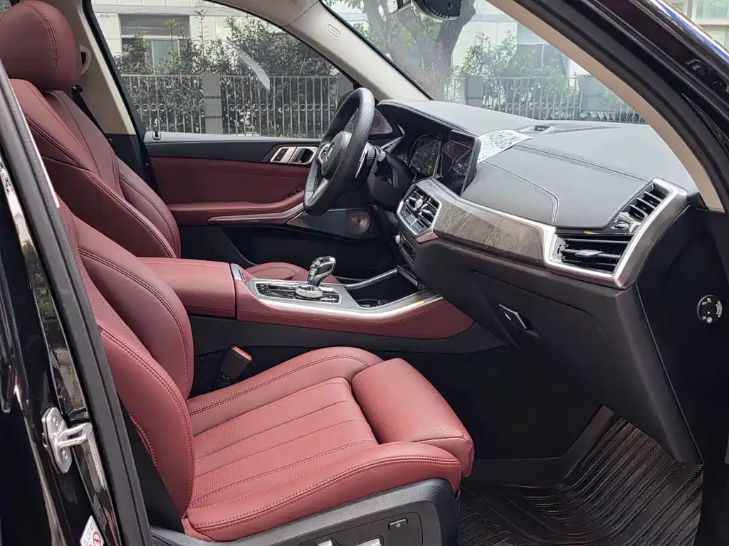 BMW X5 (Import) — миниатюра 11