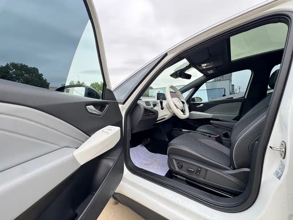 Volkswagen ID.3 — миниатюра 13