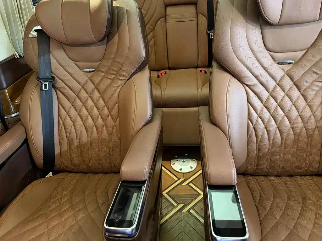 Mercedes-Benz V-Class V 2018 V 260 L Luxury Long Wheelbase VI