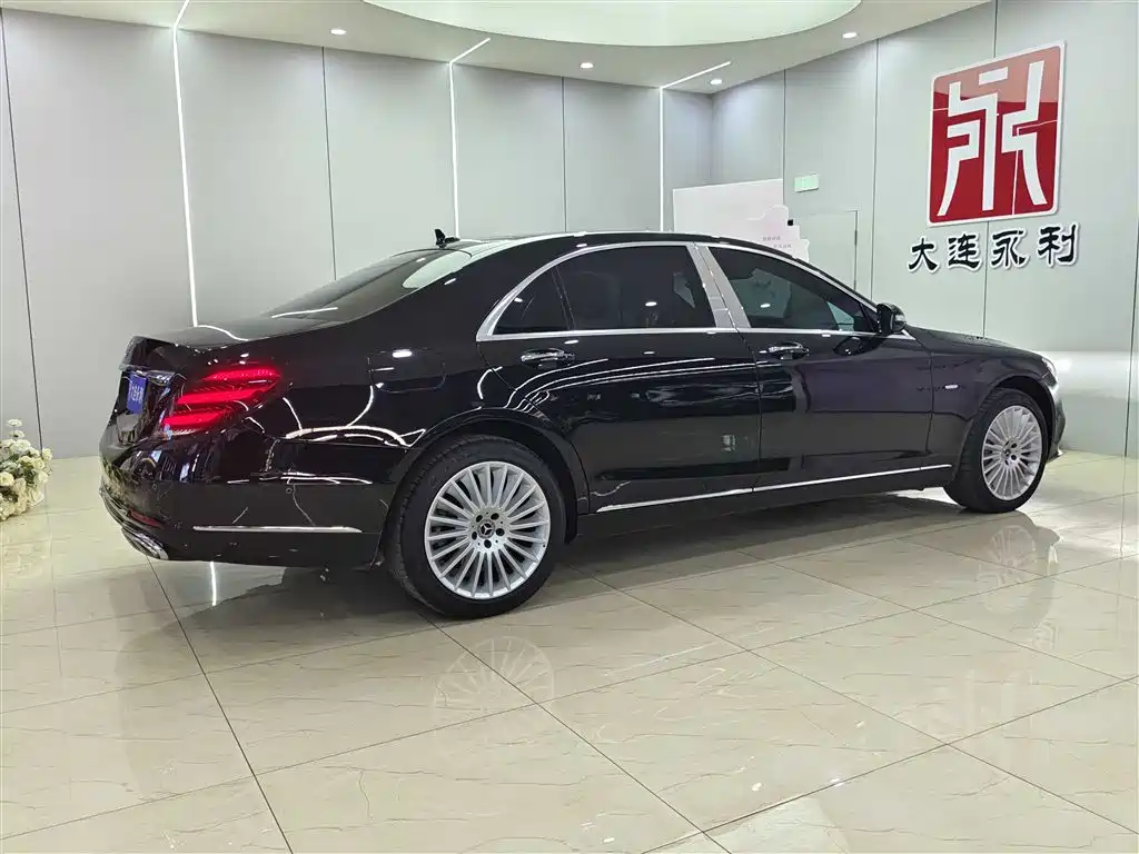 MERCEDES-BENZ S CLASS