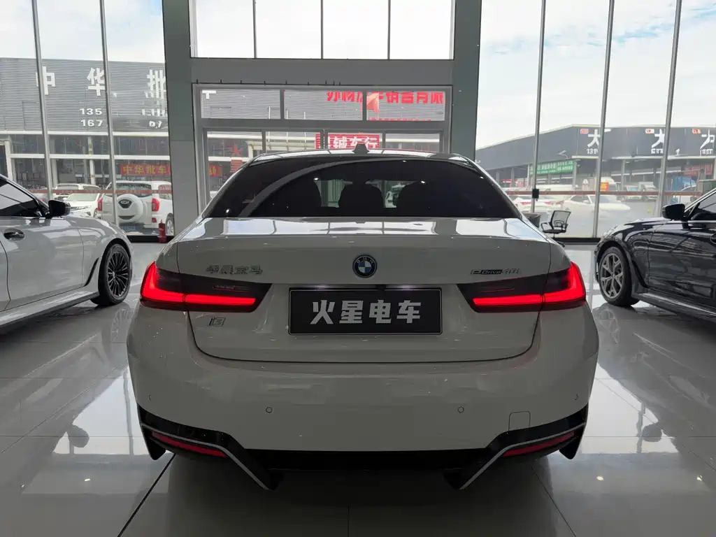BMW i3 — миниатюра 18