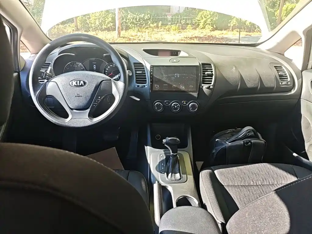 Kia K3S — миниатюра 10