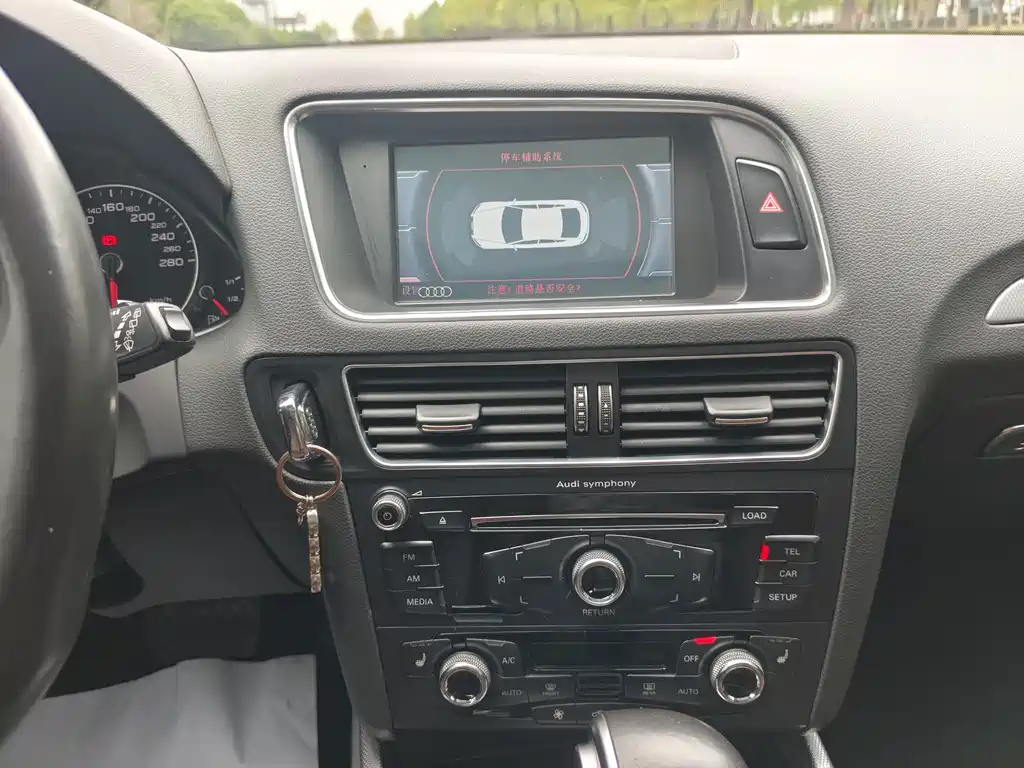 Audi Q5 — миниатюра 12
