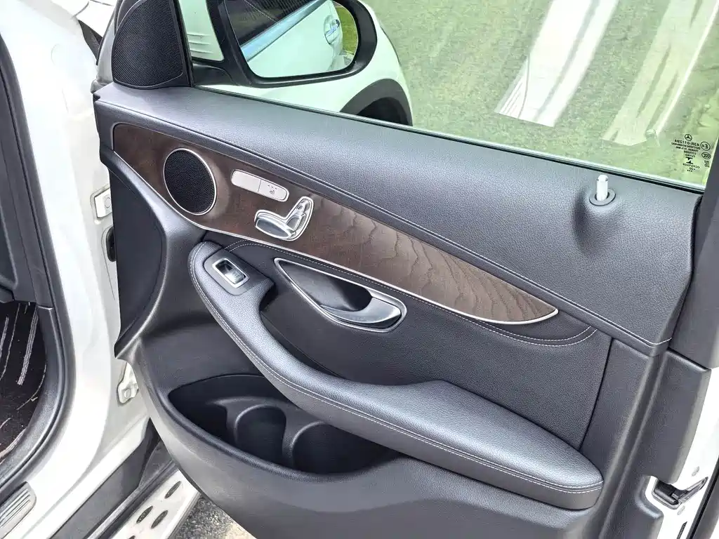 Mercedes-Benz GLC 2020 GLC 300 L 4MATIC