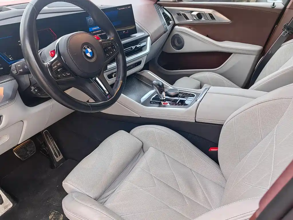 BMW XM — миниатюра 10