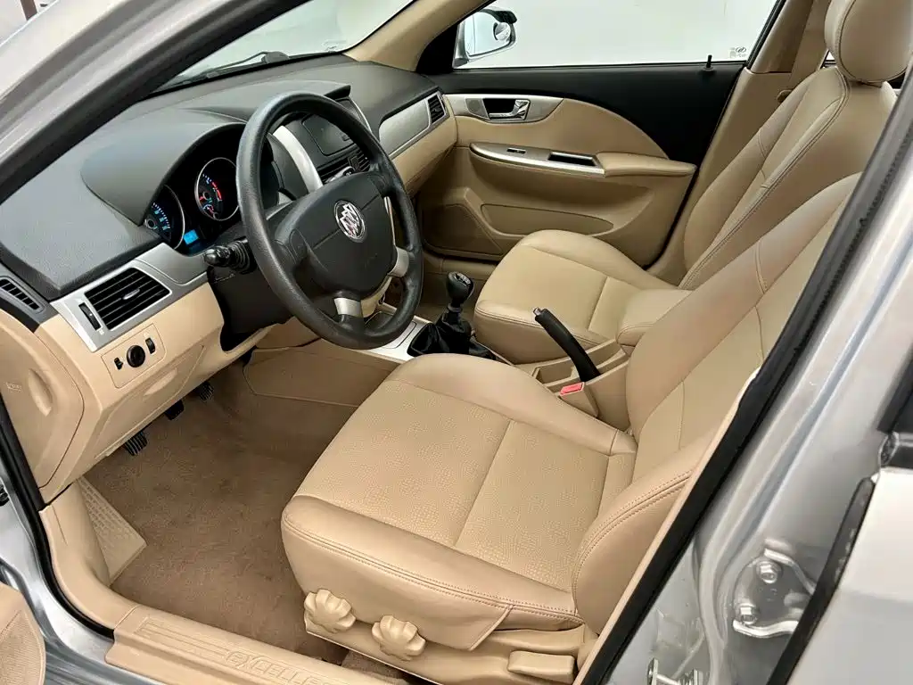 Buick Excelle — миниатюра 6