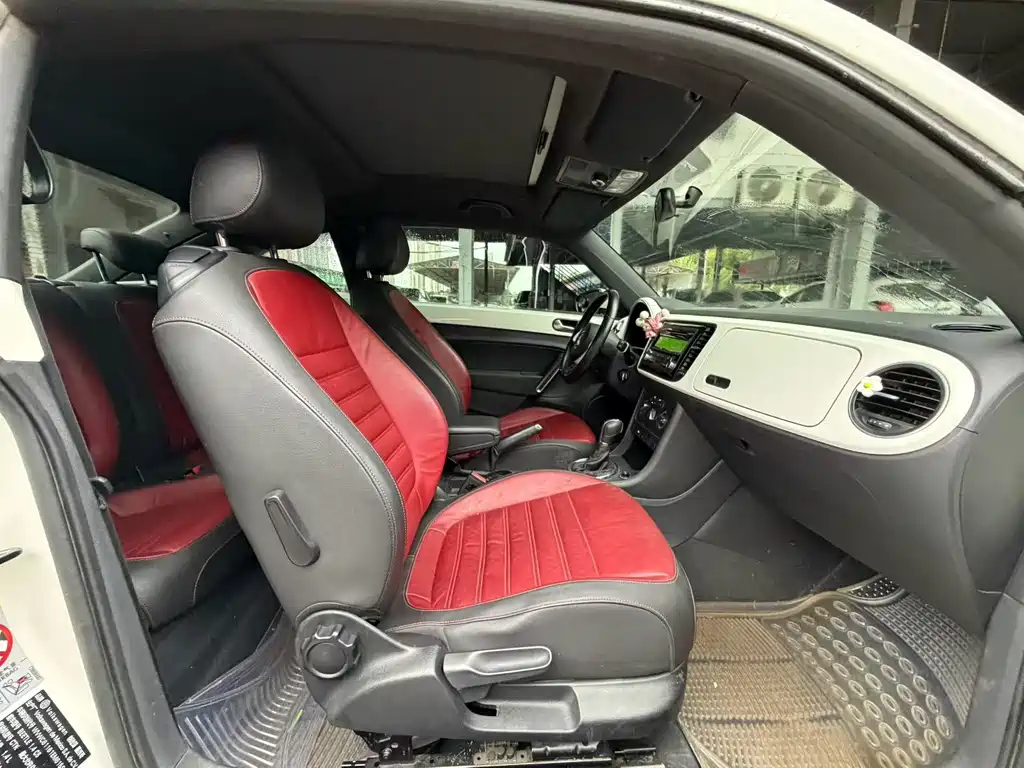 Volkswagen Beetle — миниатюра 6