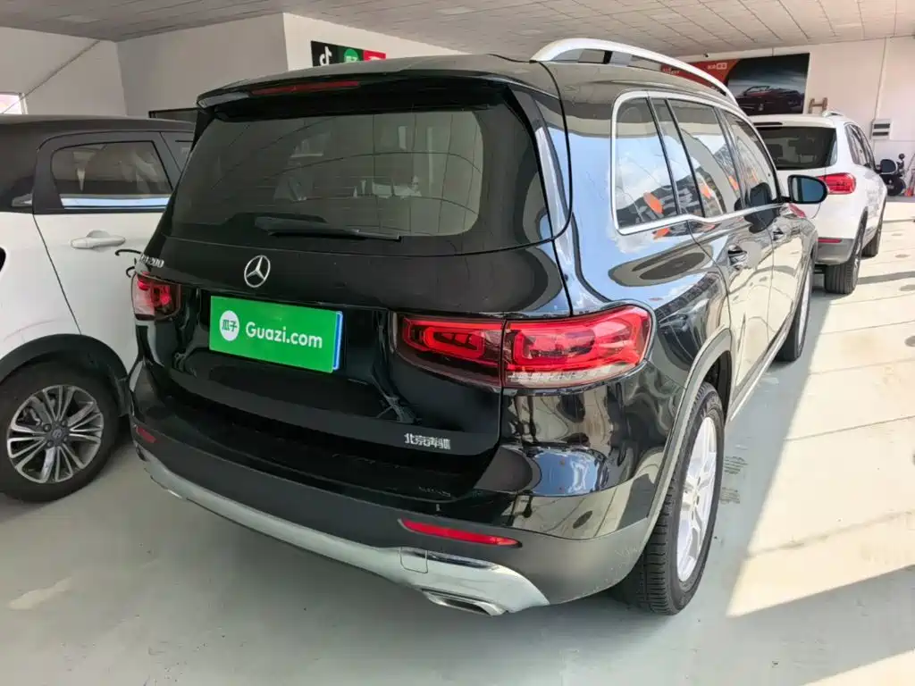 Mercedes-Benz GLB — миниатюра 7