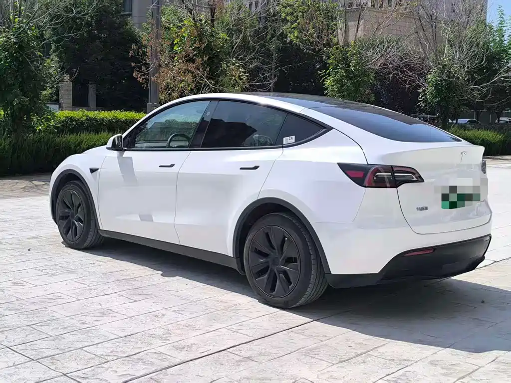 Tesla Model Y — фотографии объявления, Фото 20