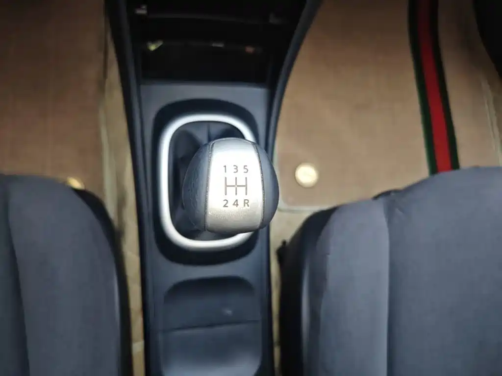 Nissan Sylphy — миниатюра 14