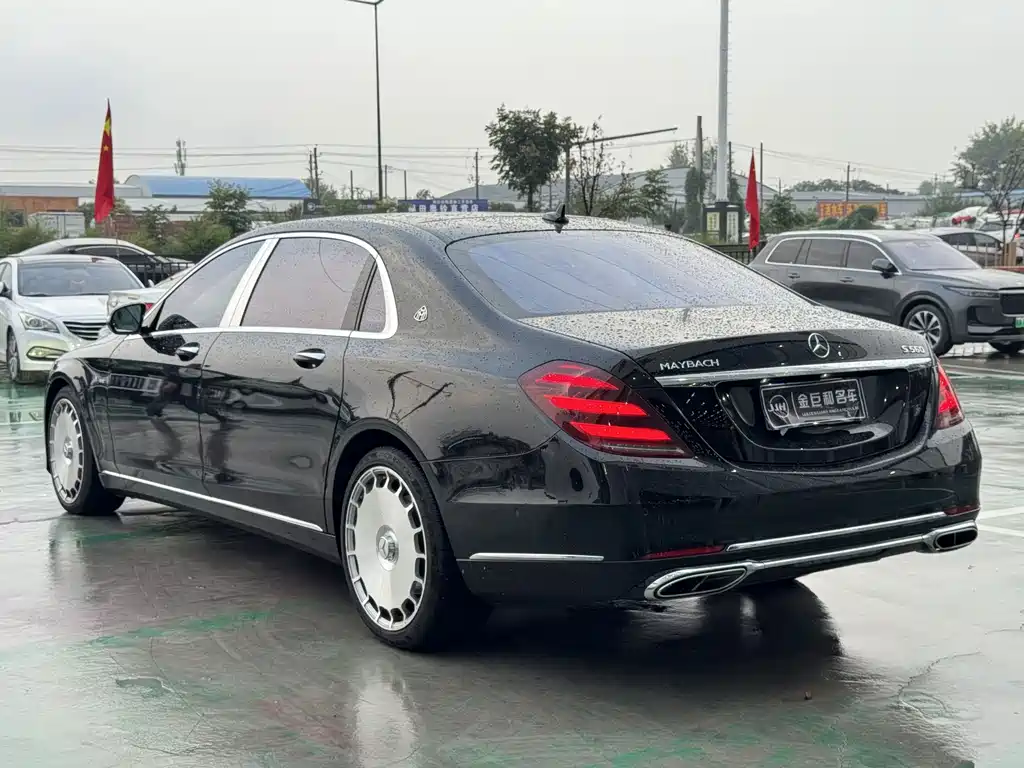 Mercedes-Benz S-Class — миниатюра 8
