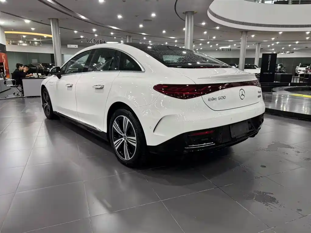 Mercedes-Benz EQE — миниатюра 3