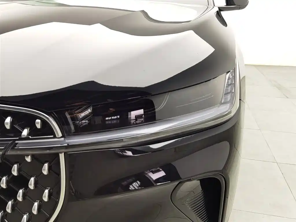 Lincoln Nautilus 2023 2.0T