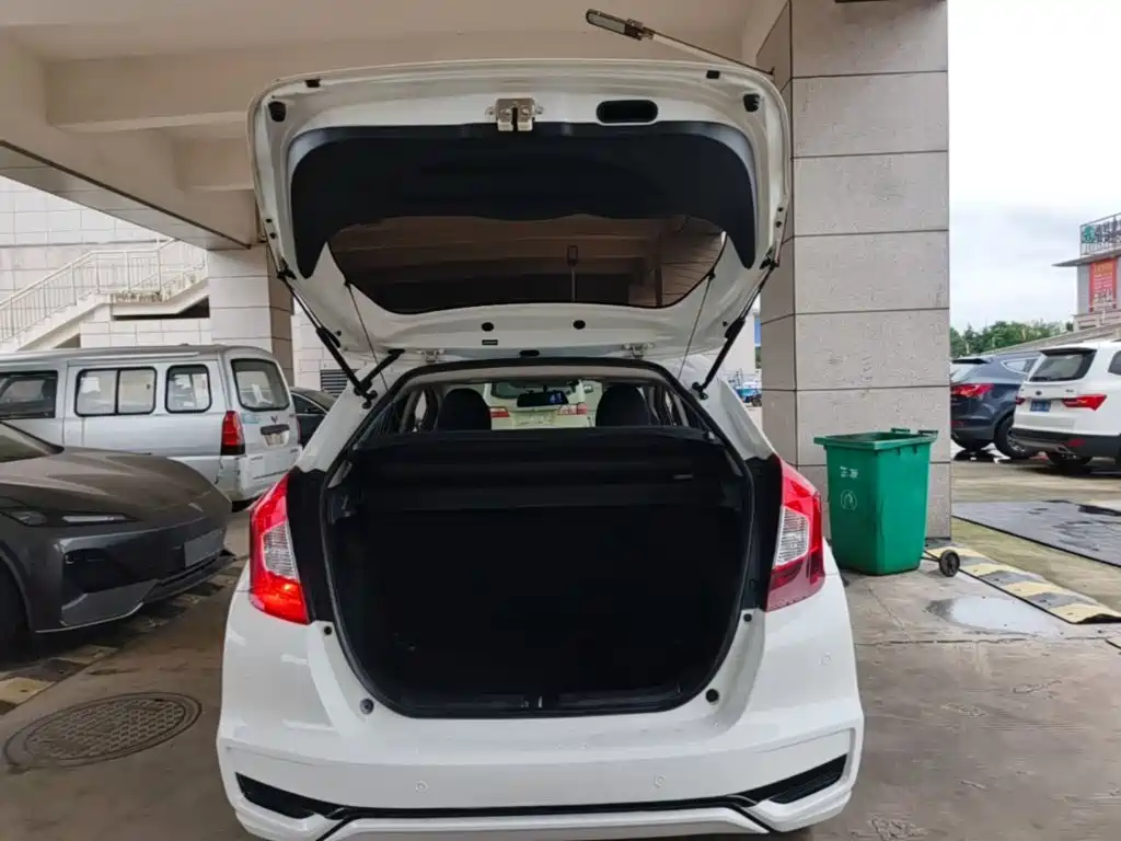 Honda Fit — миниатюра 19