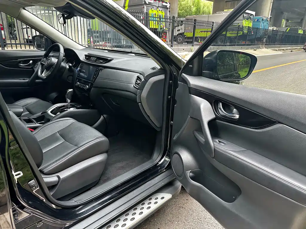 Nissan X-Trail — миниатюра 9