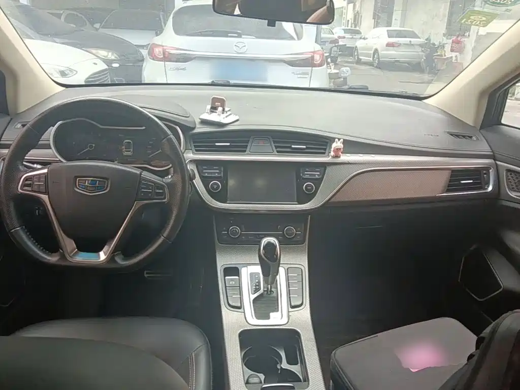 Geely Emgrand GS — миниатюра 10