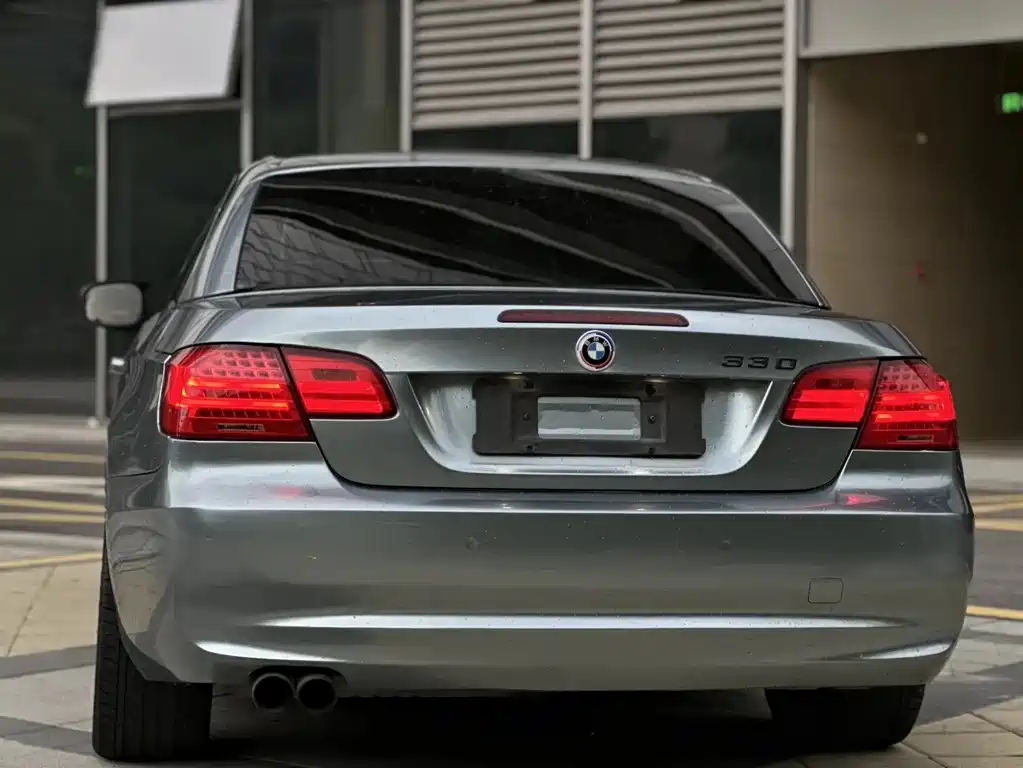 BMW 3 Series 3 2009 330i