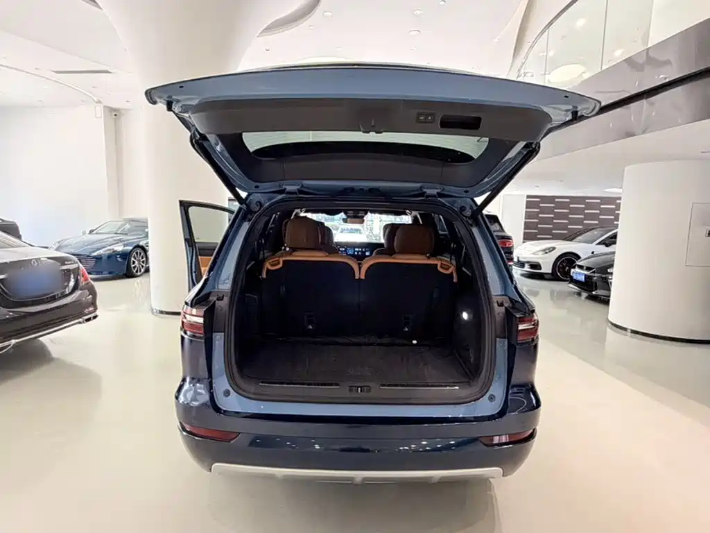 Li Auto Li ONE — миниатюра 13
