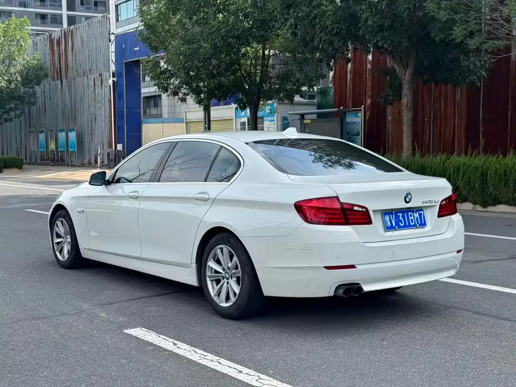 BMW 5 Series 5 2013 525Li Luxury