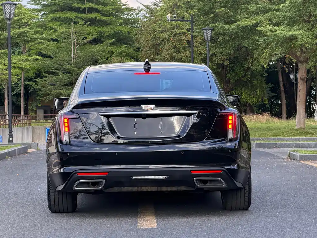 Cadillac CT5 — миниатюра 7