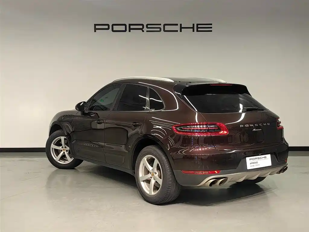 Porsche Macan — миниатюра 7
