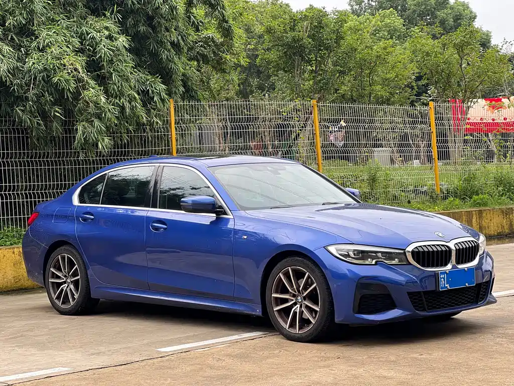 BMW 3 Series — миниатюра 3