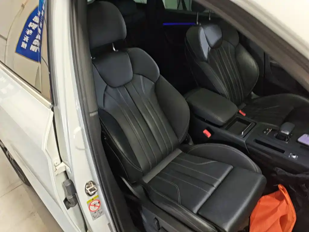 Audi Q5L Sportback — миниатюра 25
