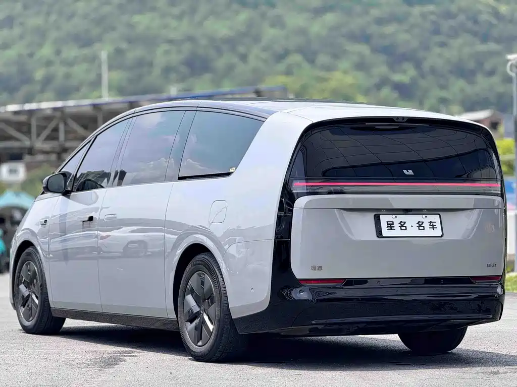Li Auto Li MEGA — миниатюра 15