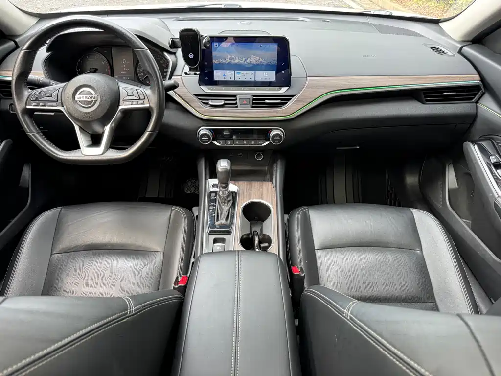 Nissan Teana — миниатюра 9