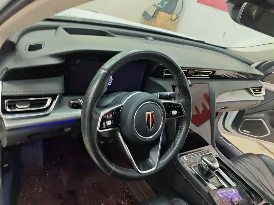 Hongqi Hongqi H5 — миниатюра 3