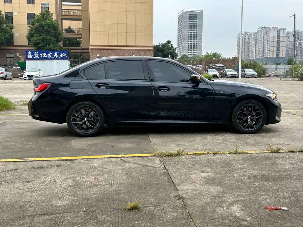 BMW 3 Series — миниатюра 10