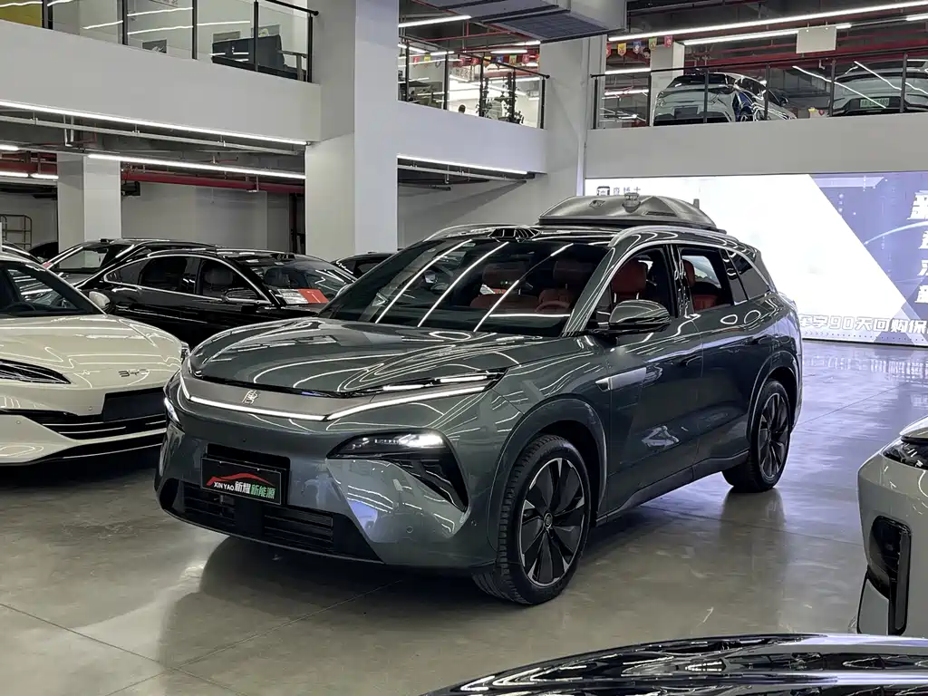 Byd 唐L 2025