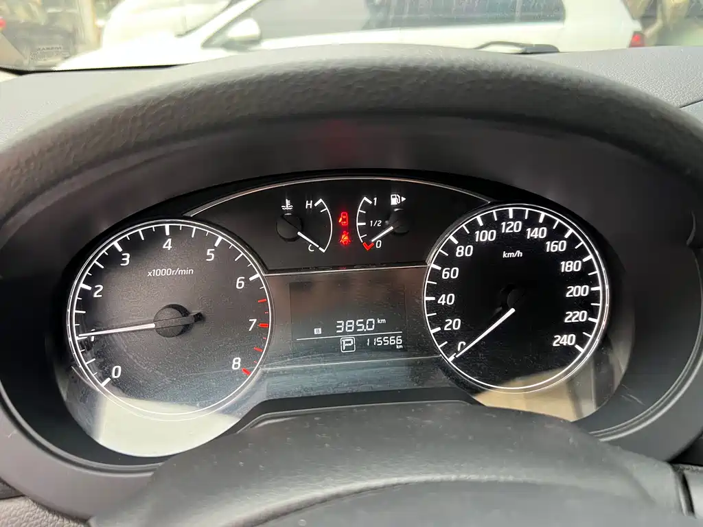 Nissan Tiida 2019 1.6L CVT VI