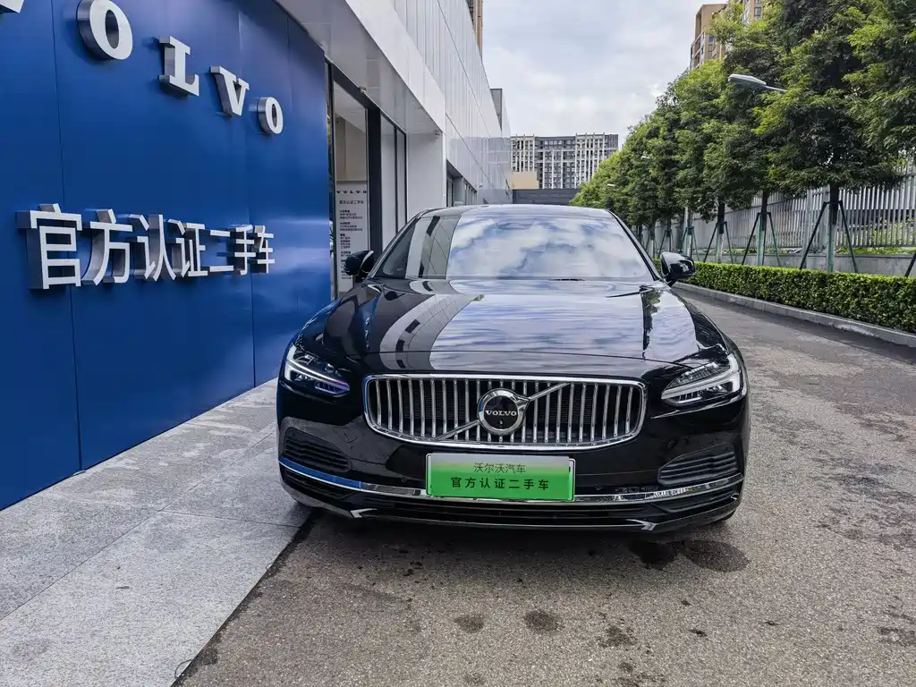 VOLVO  S90 PLUG IN HYBRID