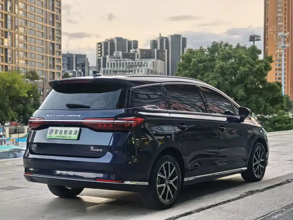 BYD Song Max DM-i 2022 — фото 7
