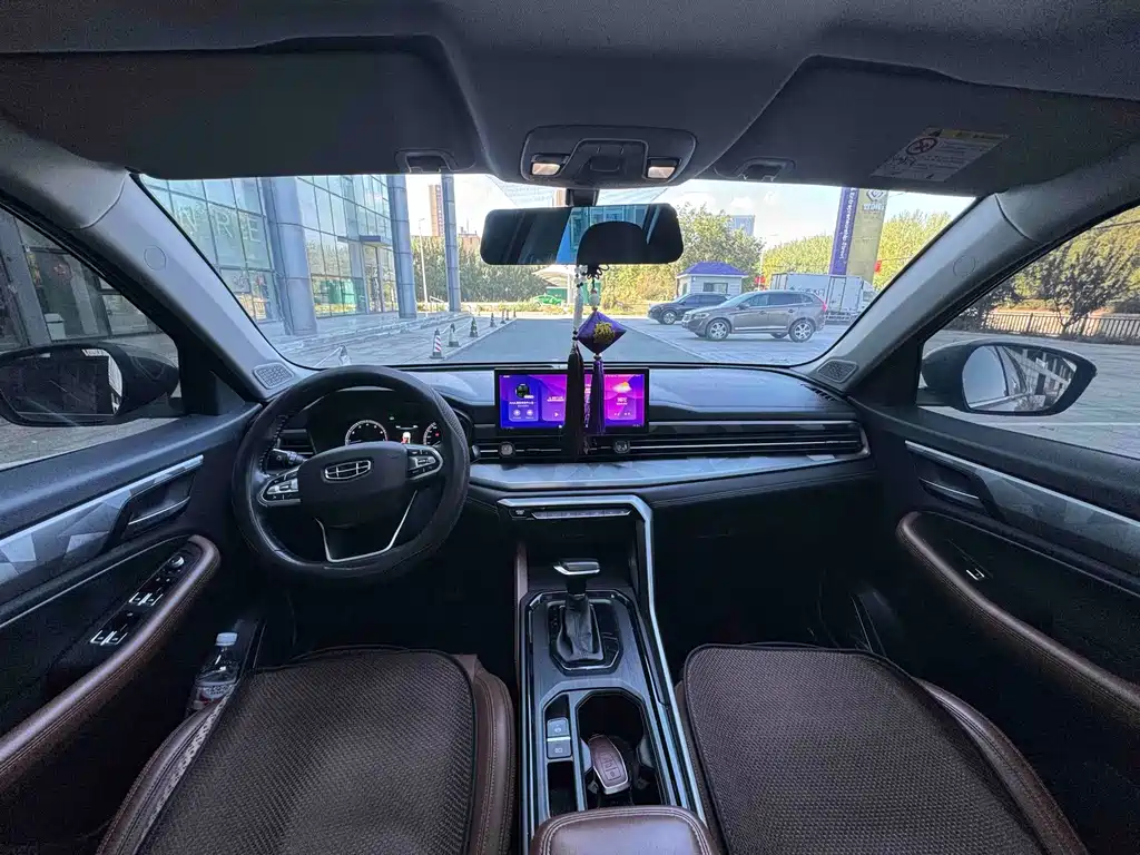 Geely Vision X6 — миниатюра 8