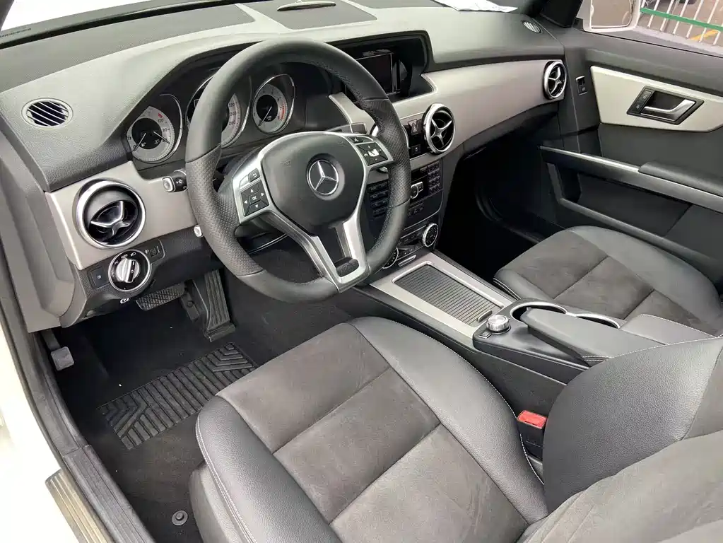 Mercedes-Benz GLK 2015 GLK 260 4MATIC