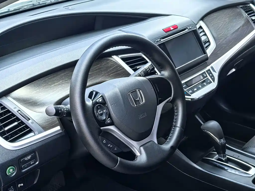 Honda Jade — миниатюра 20