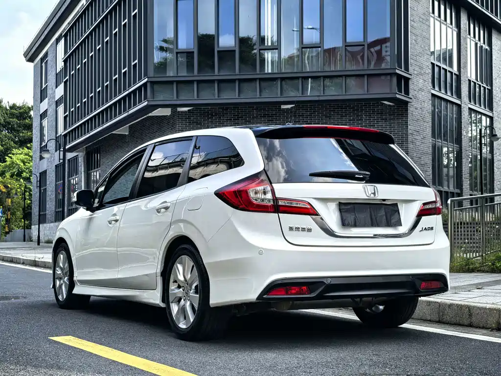 Honda Jade — миниатюра 15